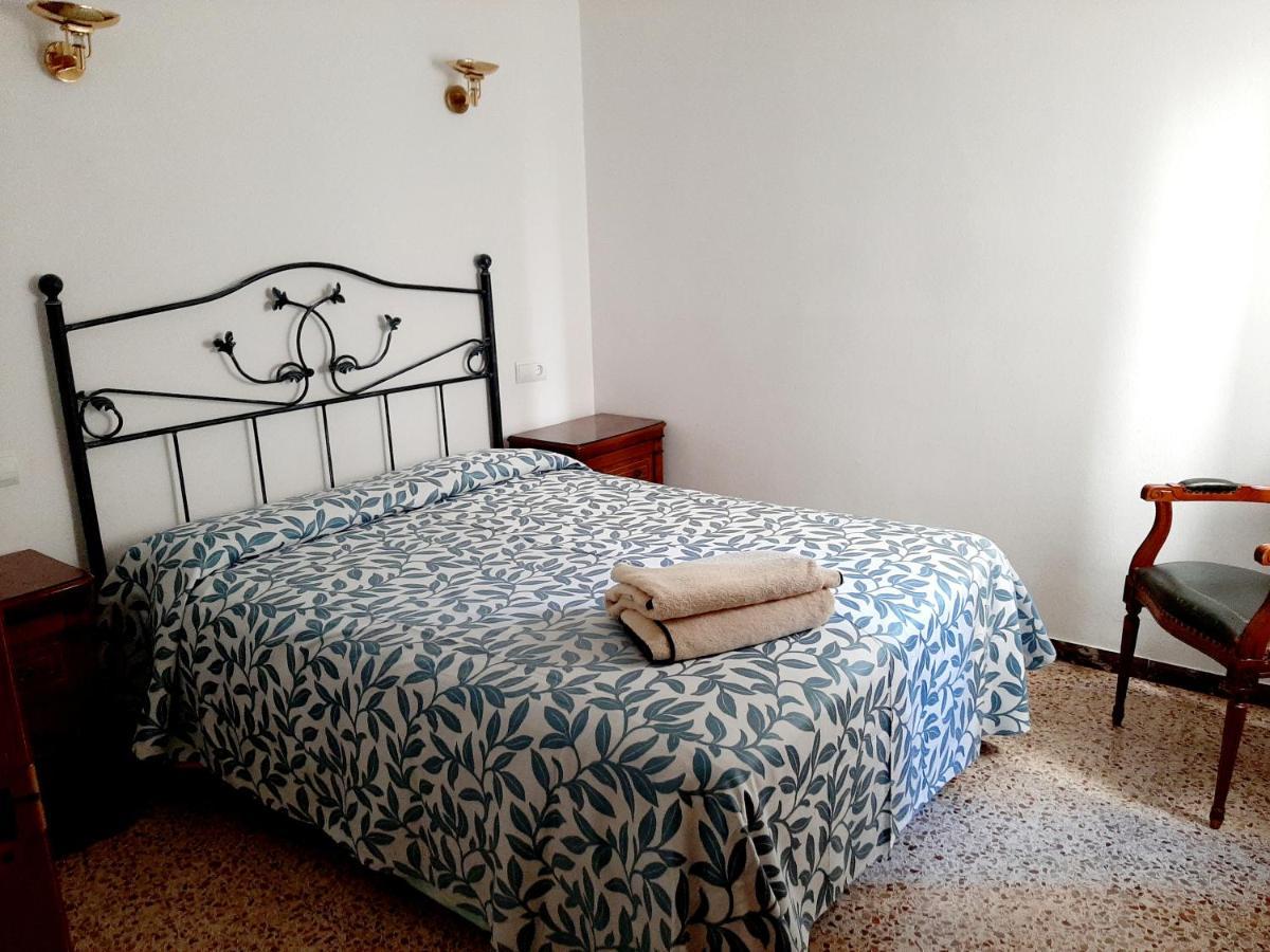 הוספיטלט דה ל'אינפנט Apartamentos Franch מראה חיצוני תמונה